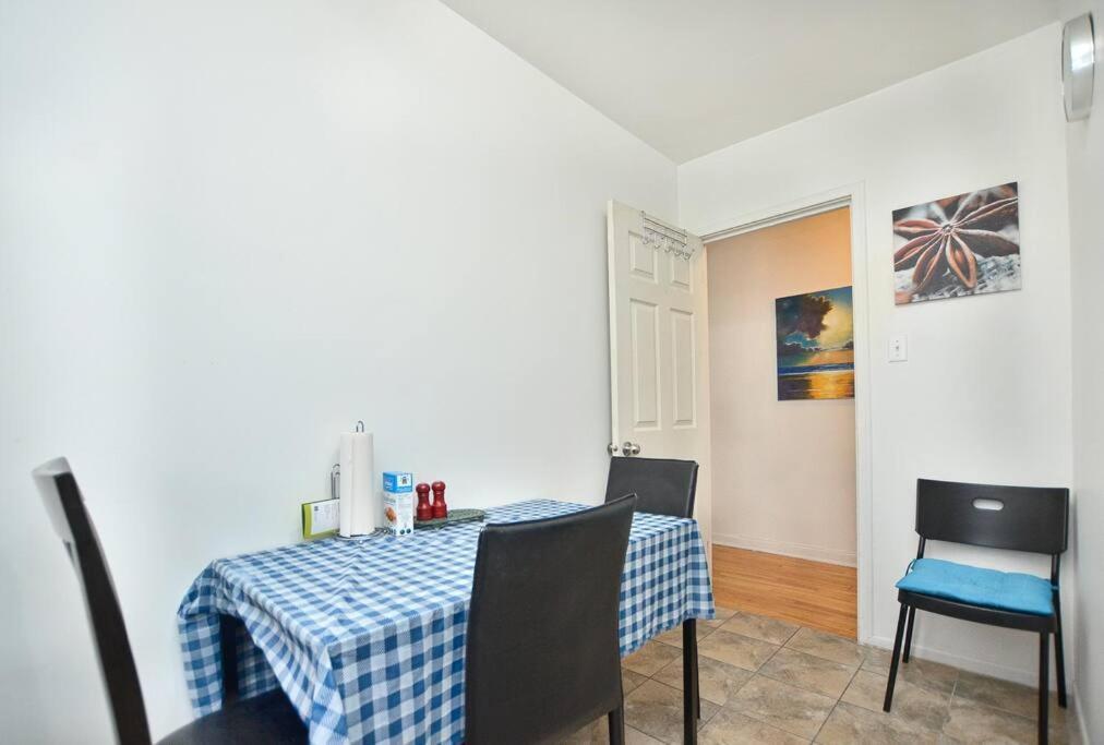 Ferienwohnung Coquette 3.5 Pour 4 Personnes Montréal Exterior foto